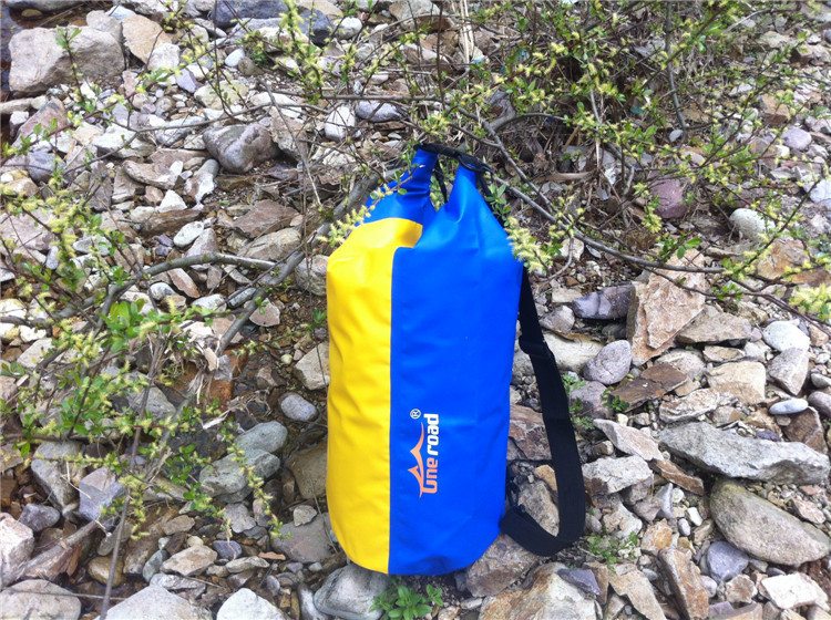 戶外休閑雙肩背夾網(wǎng)布防水袋25L 戶外旅行漂流游泳防水袋防水包